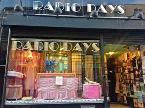 Radio Days Fashion Shop
